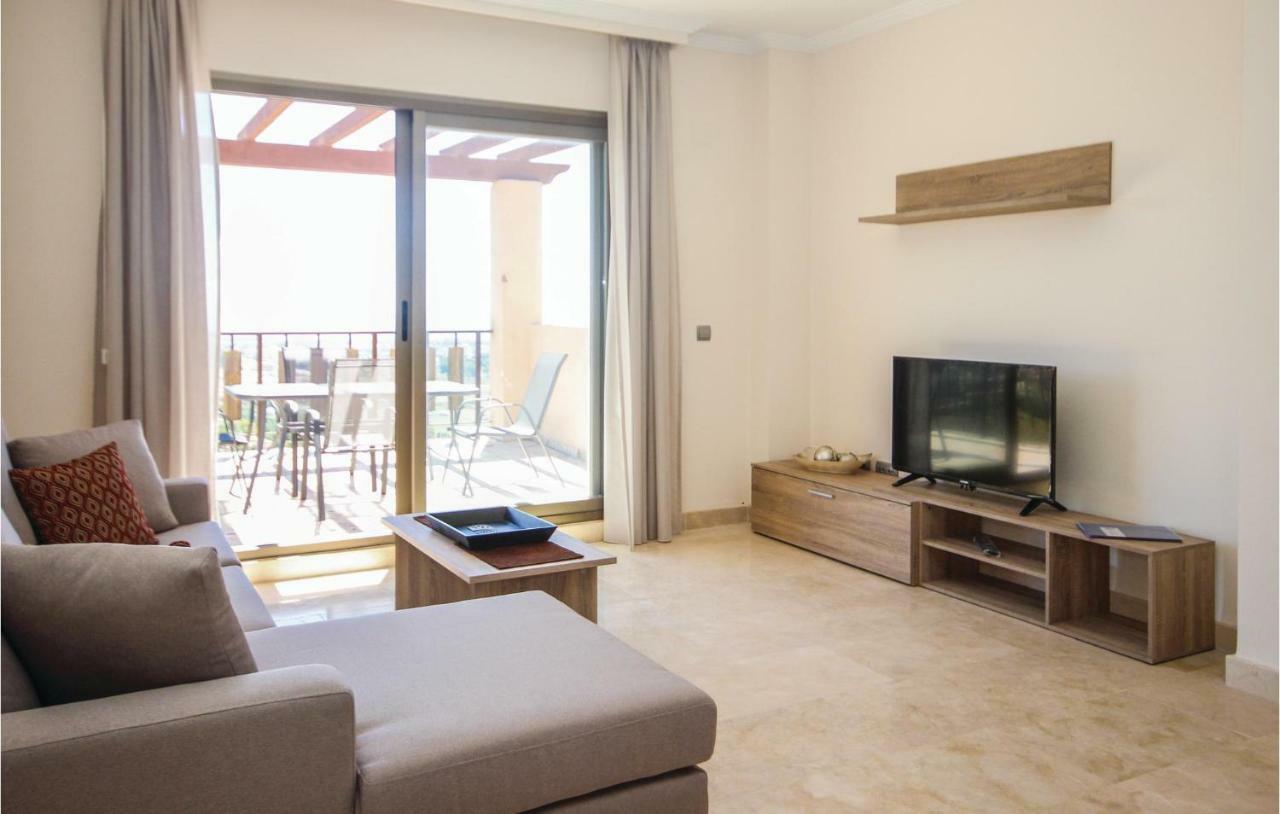 Awesome Apartment In Benahavis With 2 Bedrooms, Outdoor Swimming Pool And Swimming Pool Estepona Bagian luar foto